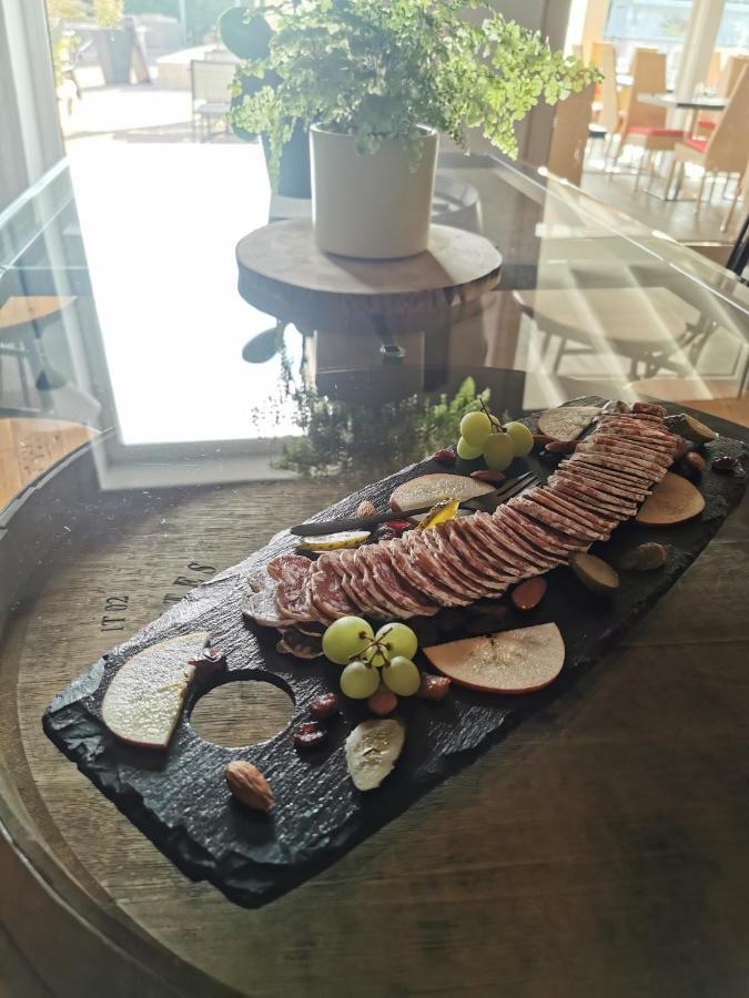 L'auberge Camarguaise Saintes-Maries-de-la-Mer Bagian luar foto